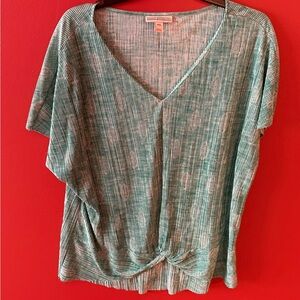 Dana Buchman Green Textured V-Neck Blouse
